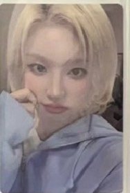 白背 藍衣