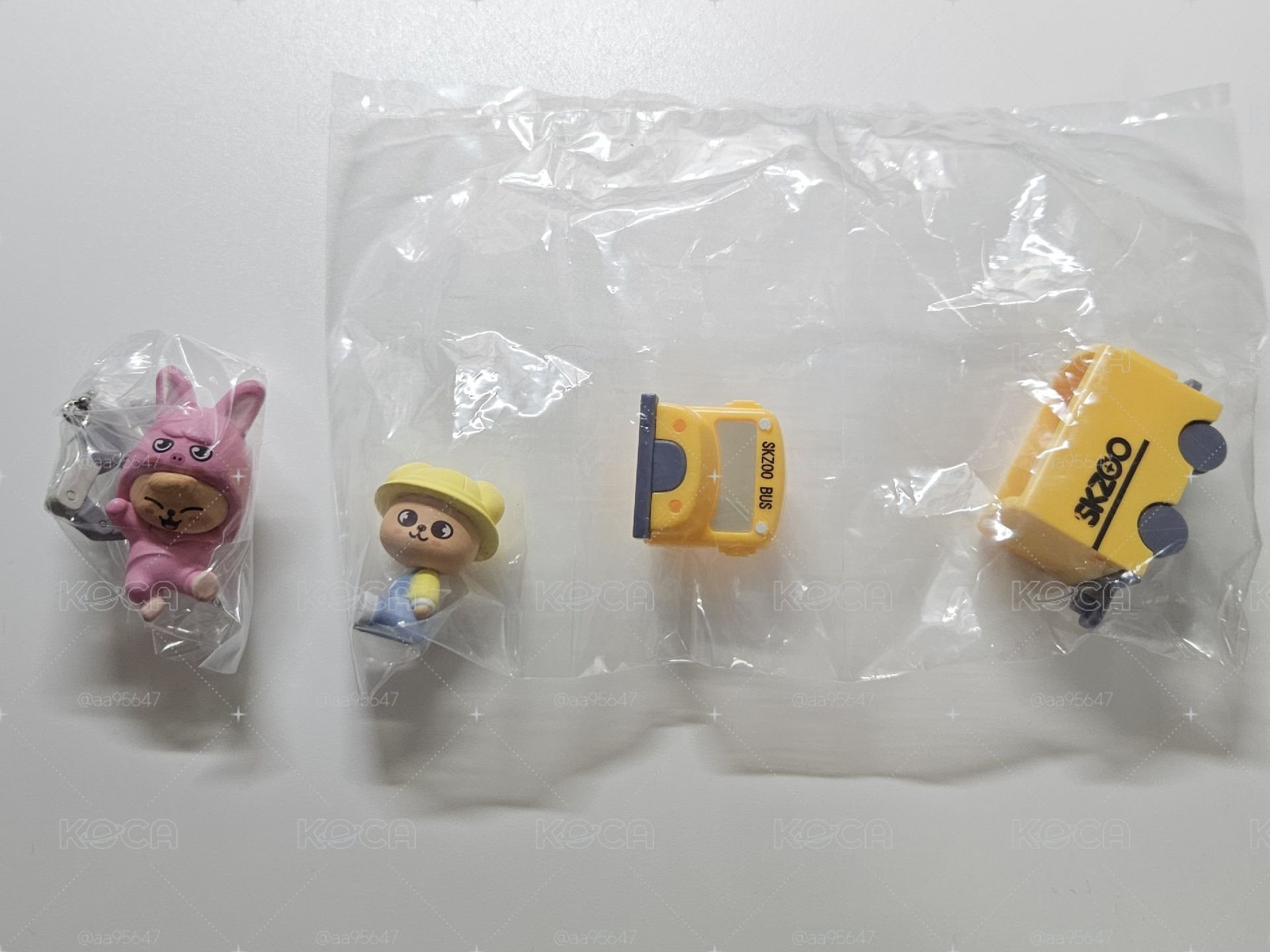 玟 夾娃娃+校車扭蛋