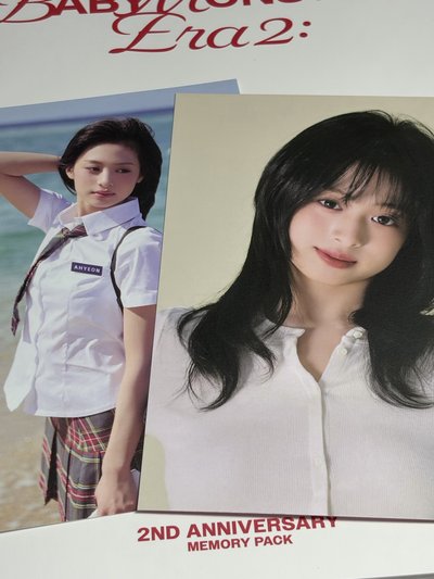 Ahyeon二週年冊固配一套（卡+明信片）