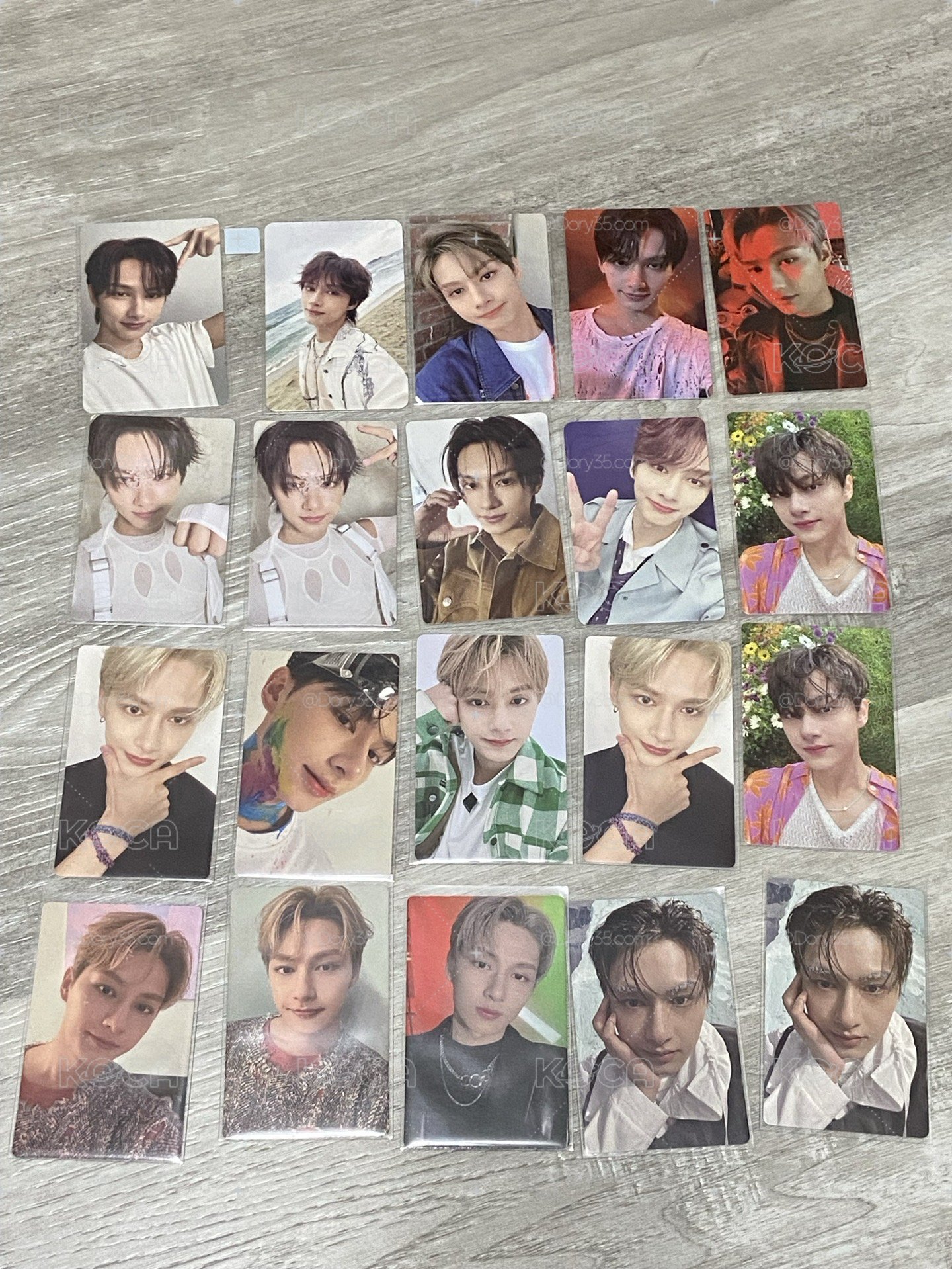 整圖出 SEVENTEEN 文俊輝 JUN 小卡