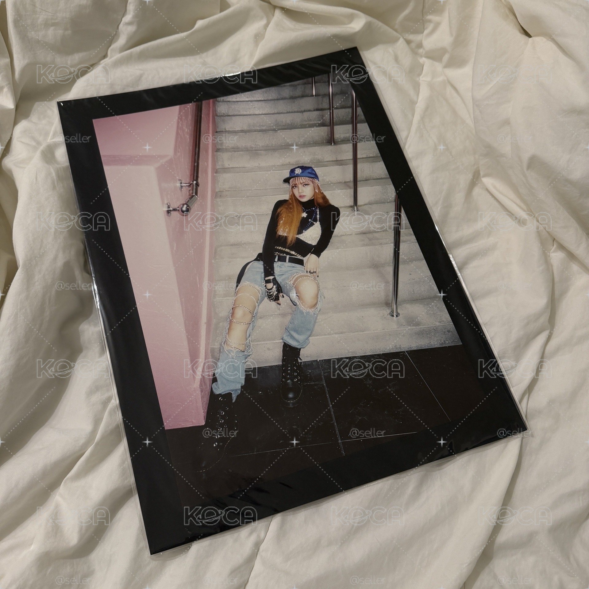 BLACKPINK Lisa POP-UP 硬紙板 相框 海報