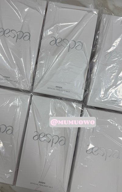 Aespa二代手燈含一套卡