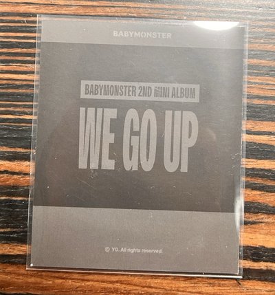 WE GO UP 拍立得組 周邊卡 /CHIQUITA