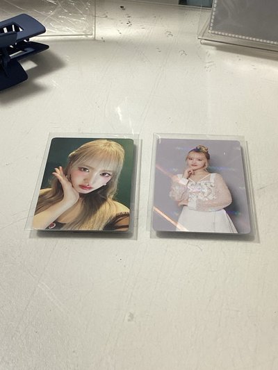 LIZ 立牌卡兩張不拆