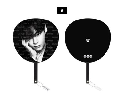 V / BTS ARIRANG WORLD TOUR IN JAPAN 日本限定 王扇+環球泰小卡（綁）