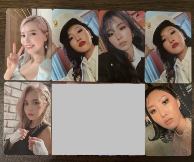 Mamamoo 黑專(可自己選2張小卡+1張變化卡）