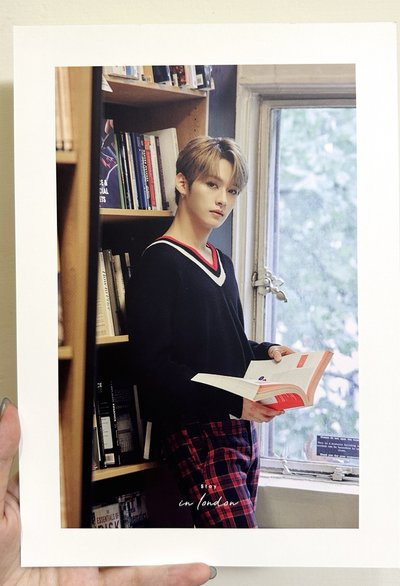 SKZ📖 stay in london 寫真書內容物