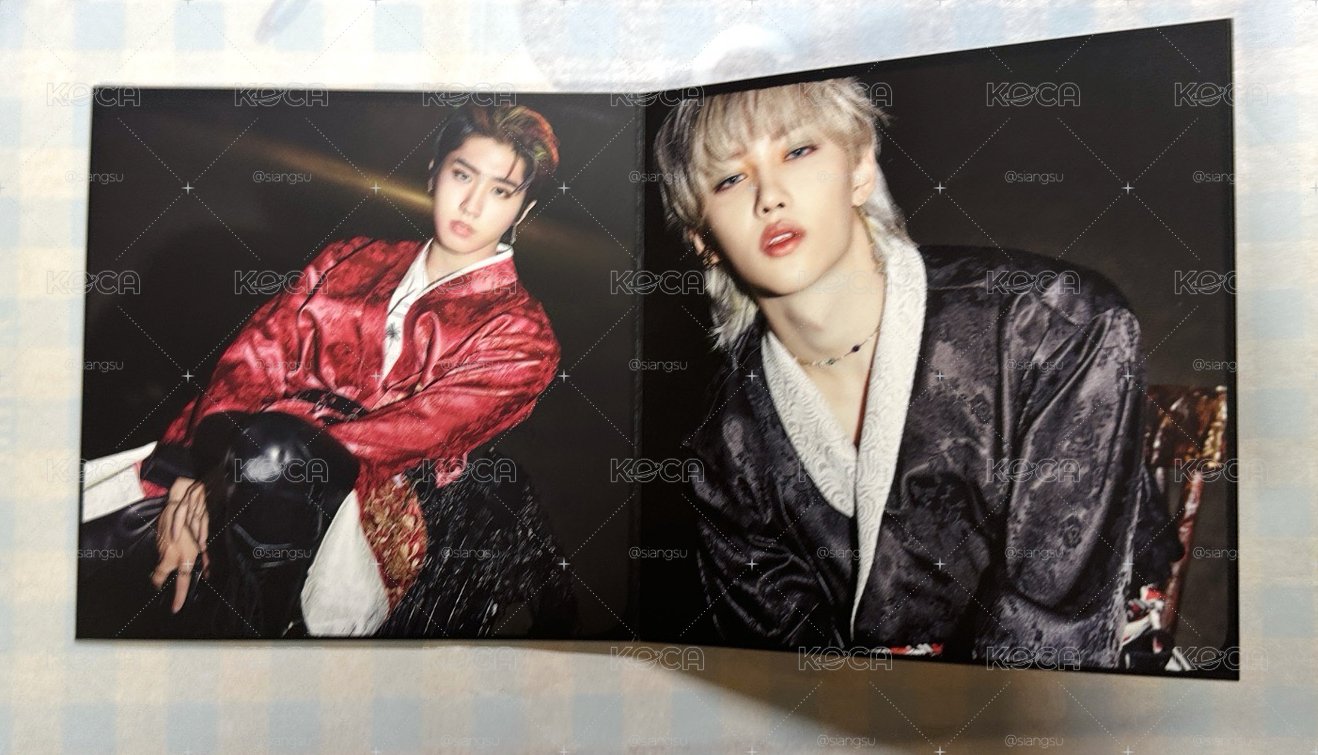 SKZ 專輯小海報
