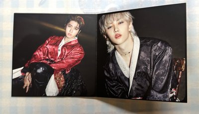 SKZ 專輯小海報