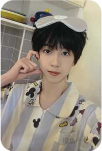 奔跑二 周邊卡 睡衣