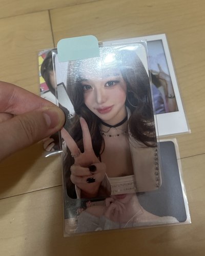 西裝員小盤