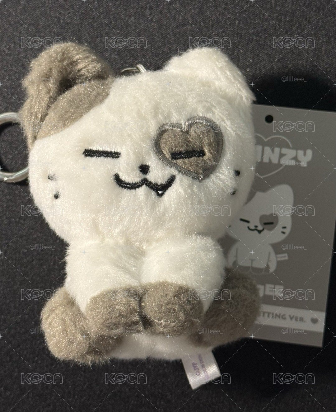 twinzy坐姿娃