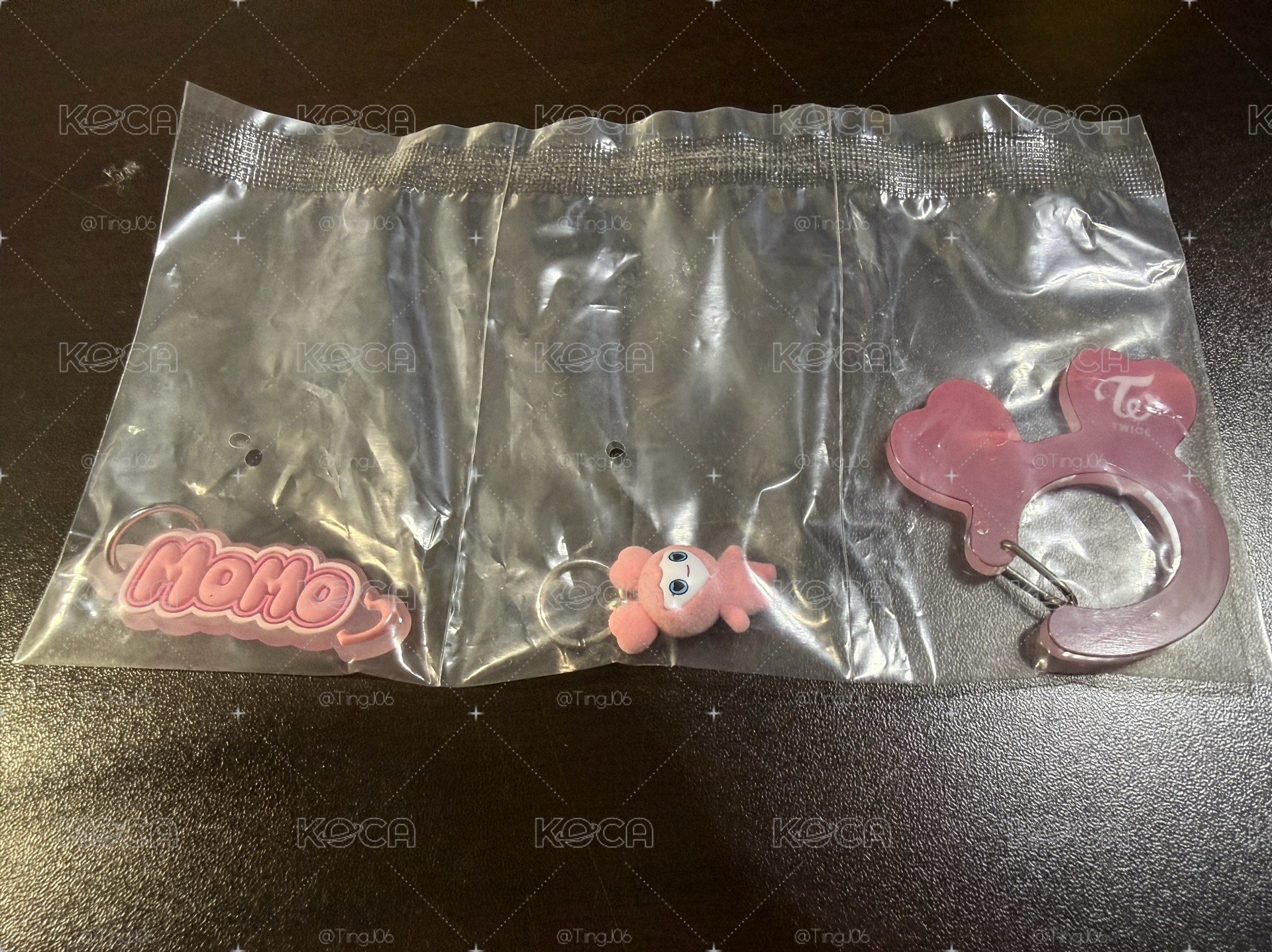 萬代扭蛋 登山扣 MOMO