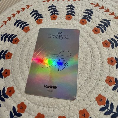 米妮 idle展覽隨機卡 標多少賣多少