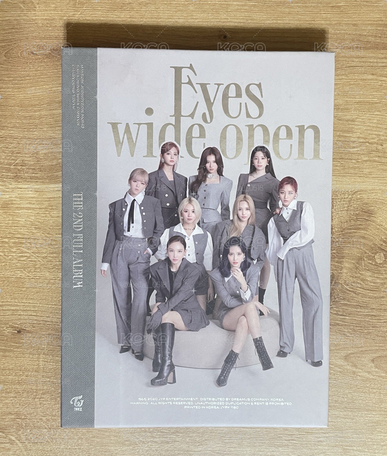 TWICE 正規二 半專
