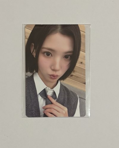 Jiwoo showcase特典