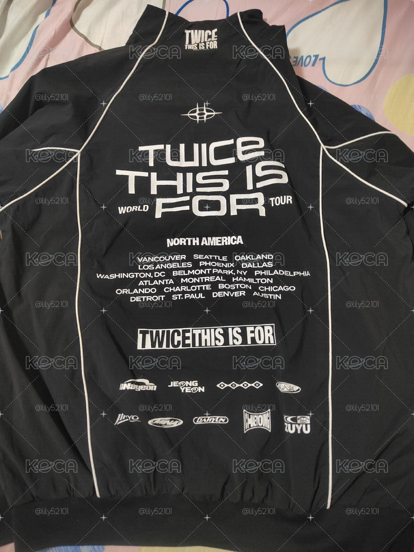 Twice 美巡外套 L號