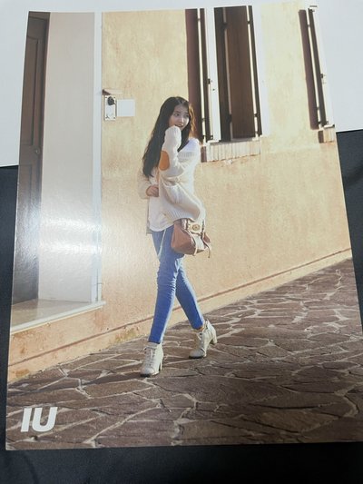 IU 李知恩 二十歲的春天 明信片