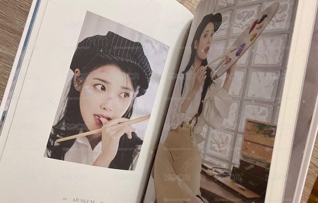 IU 李知恩 2023官方年曆組