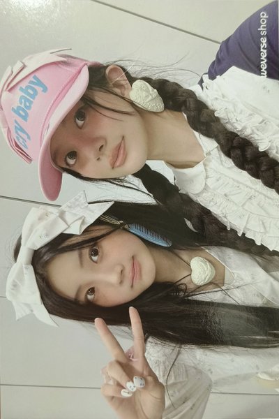 ⚪NOT CUTE ANYMORE wvs 抽選卡 