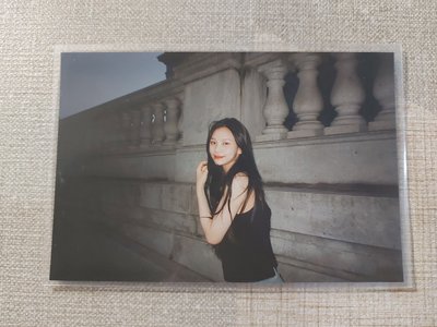 VIVIZ 銀河 信飛 嚴智 明信片