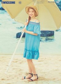 TWICEZINE JEJU Ed. 海報 