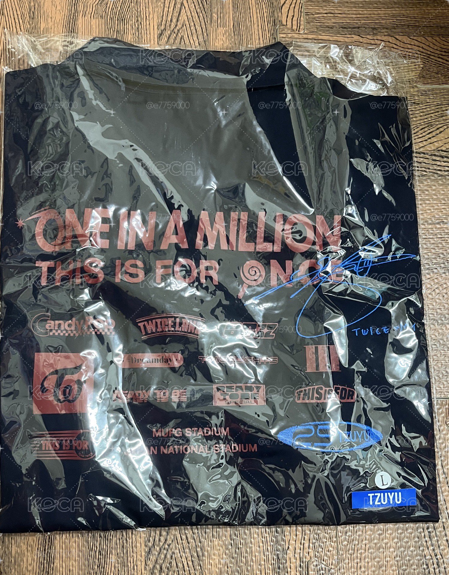 子瑜襯衫L買就送Sana,志效滿額卡
