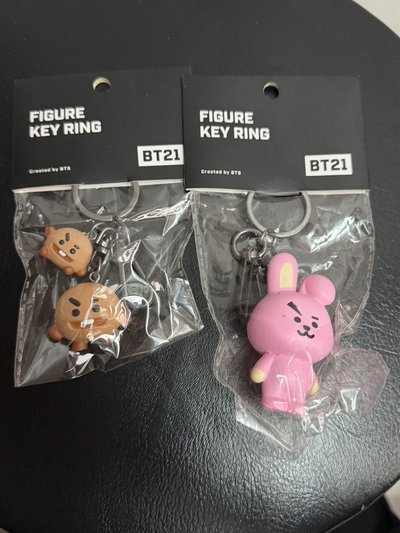 BTS BT21 初代周邊 Cooky Shooky 滑鼠墊 杯子 筆記本 吊飾 原子筆 立牌 襪子 手機殼