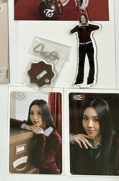 彩瑛大卡+透卡+隨機立牌吊飾組合
