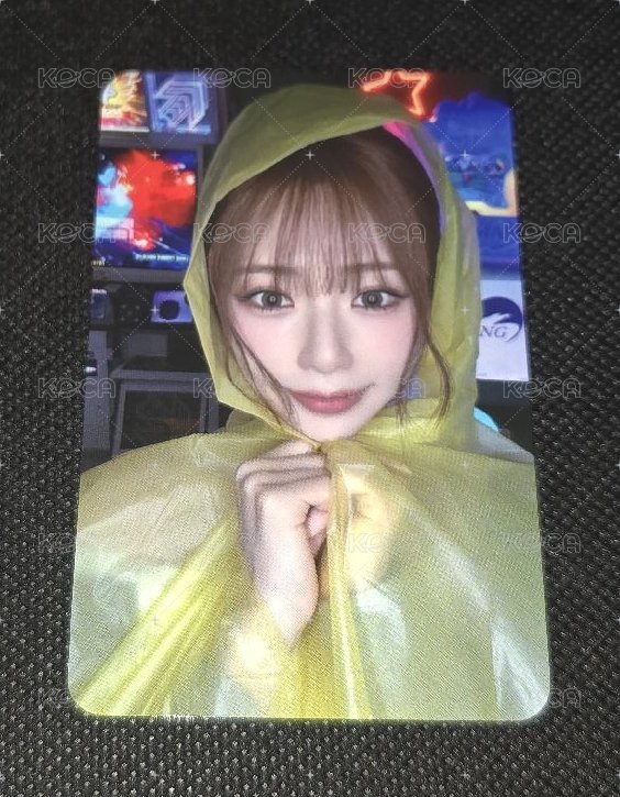 雨衣祉攸