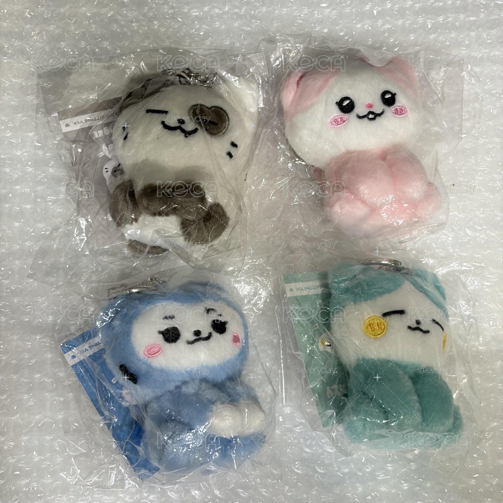 全新現貨 ITZY坐姿娃
