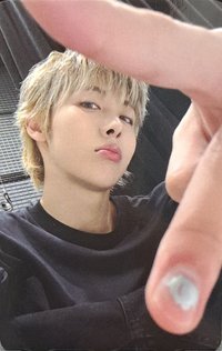 FAMOUS el 2.0 幸運卡 