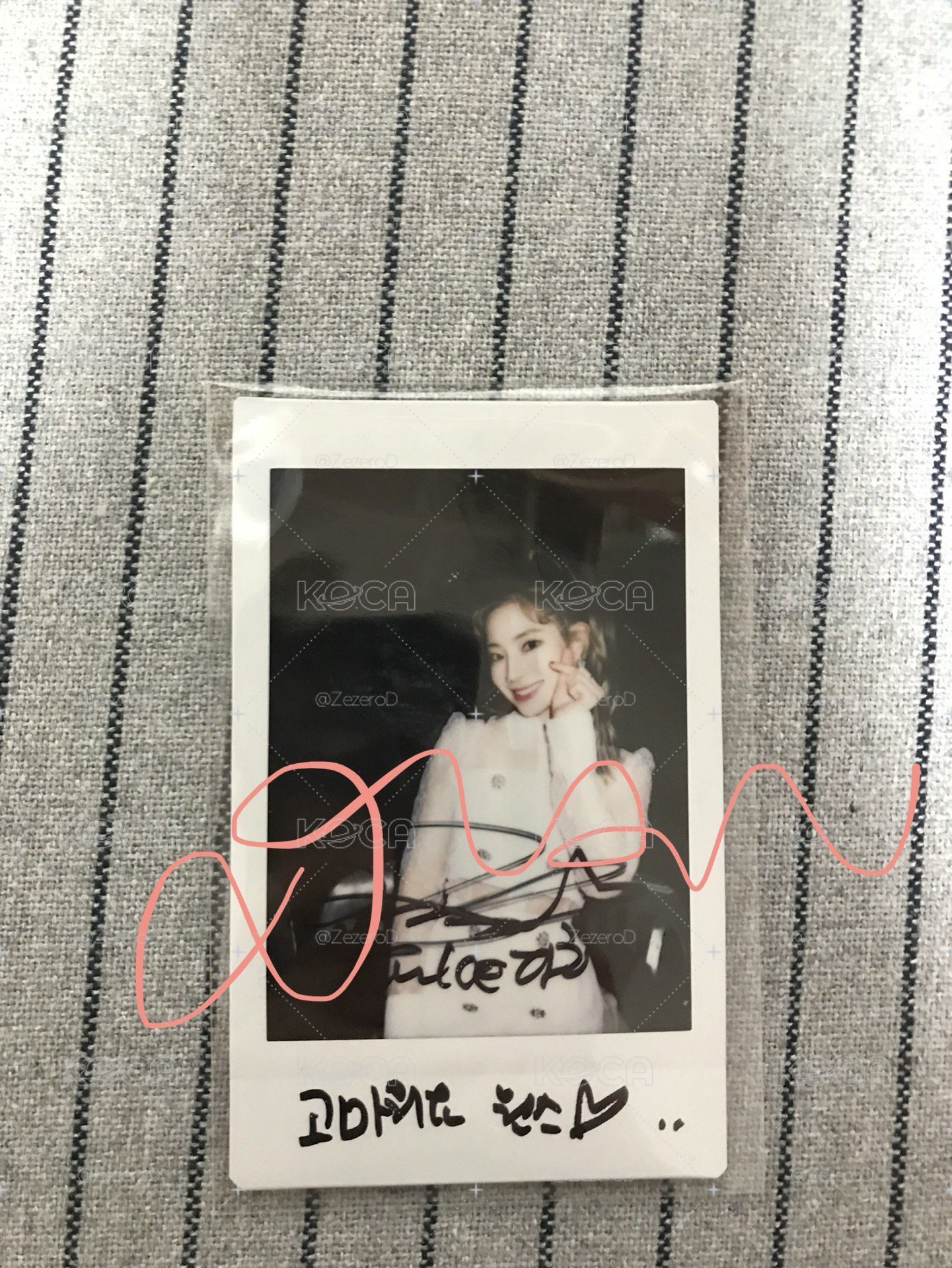 TWICE 多賢 親簽拍立得