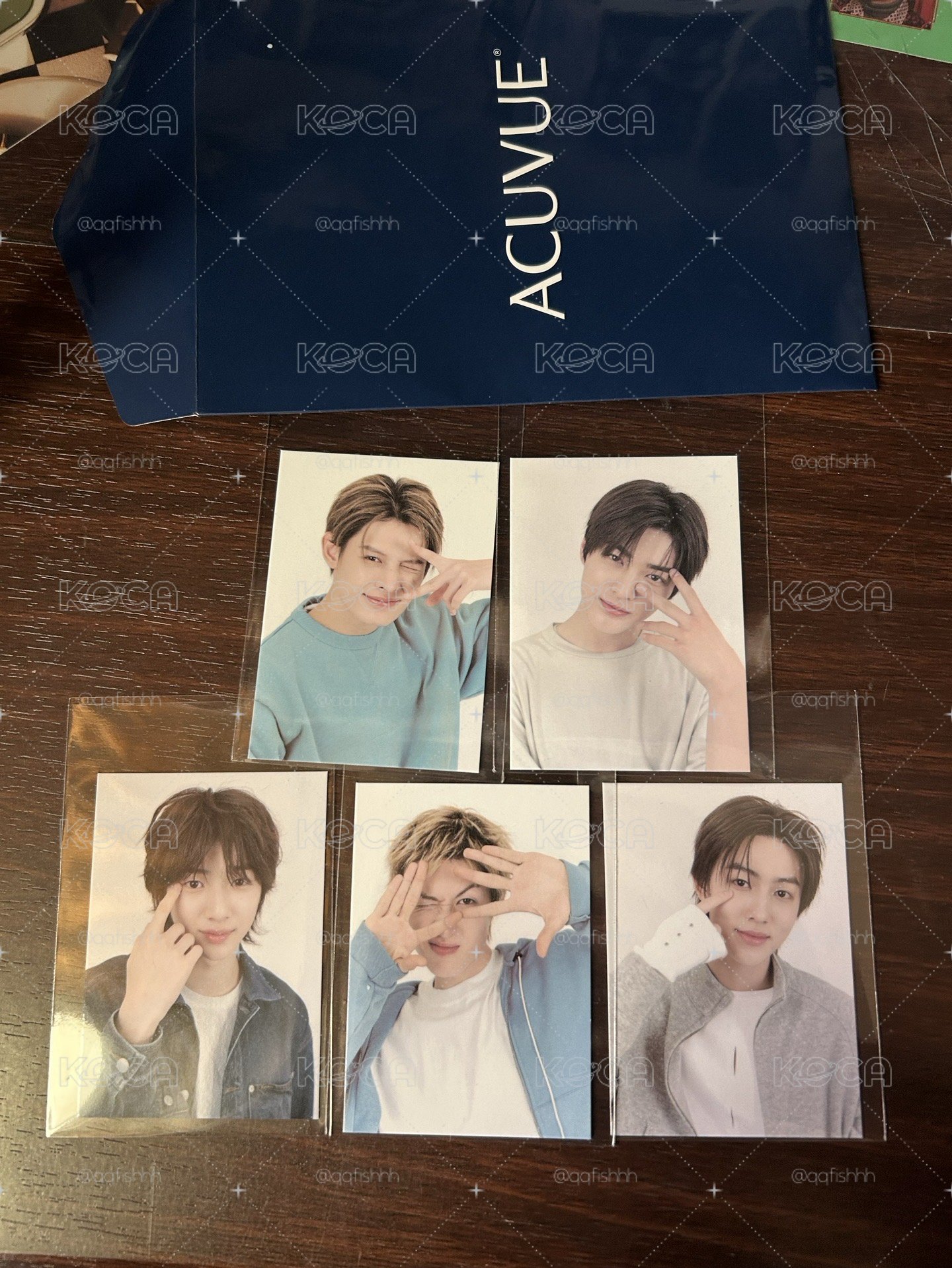 Acuvue 小卡