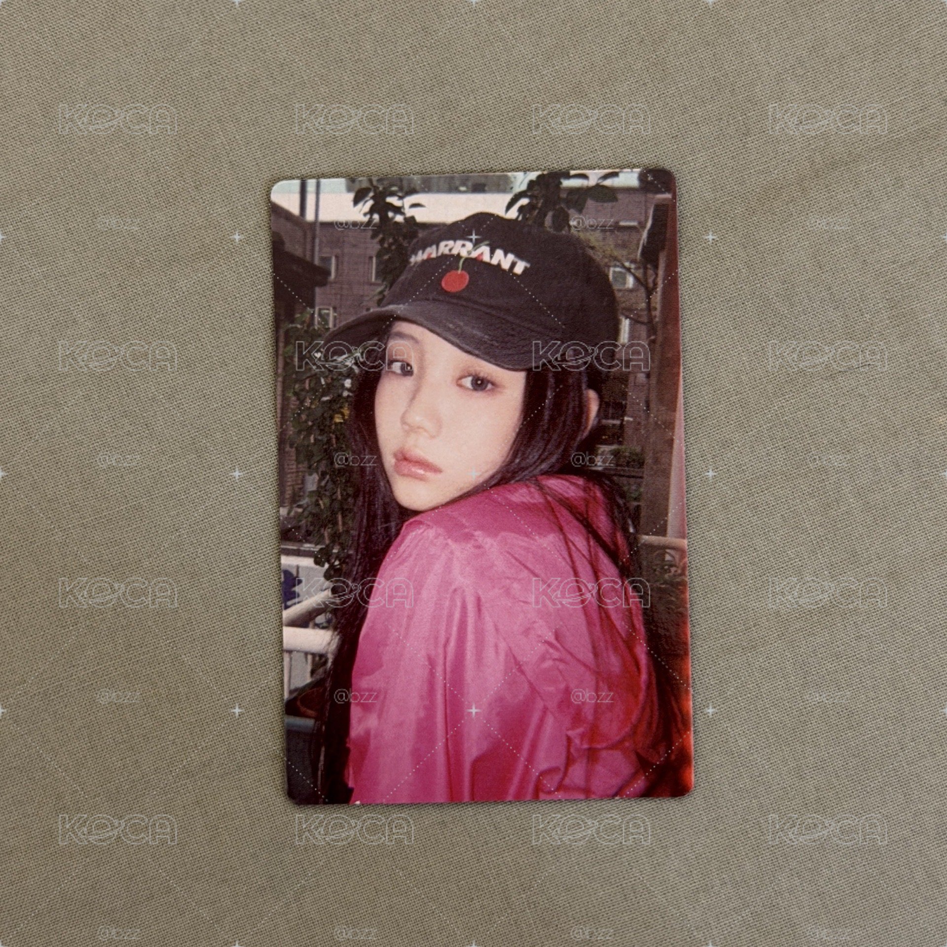 ILLIT Wonhee 立牌卡 