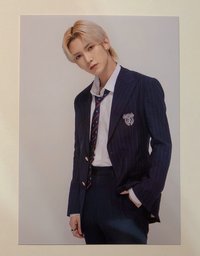 姜呂尚（站著一）