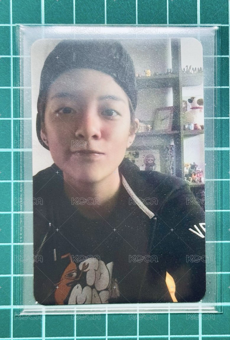 4 Walls Amber