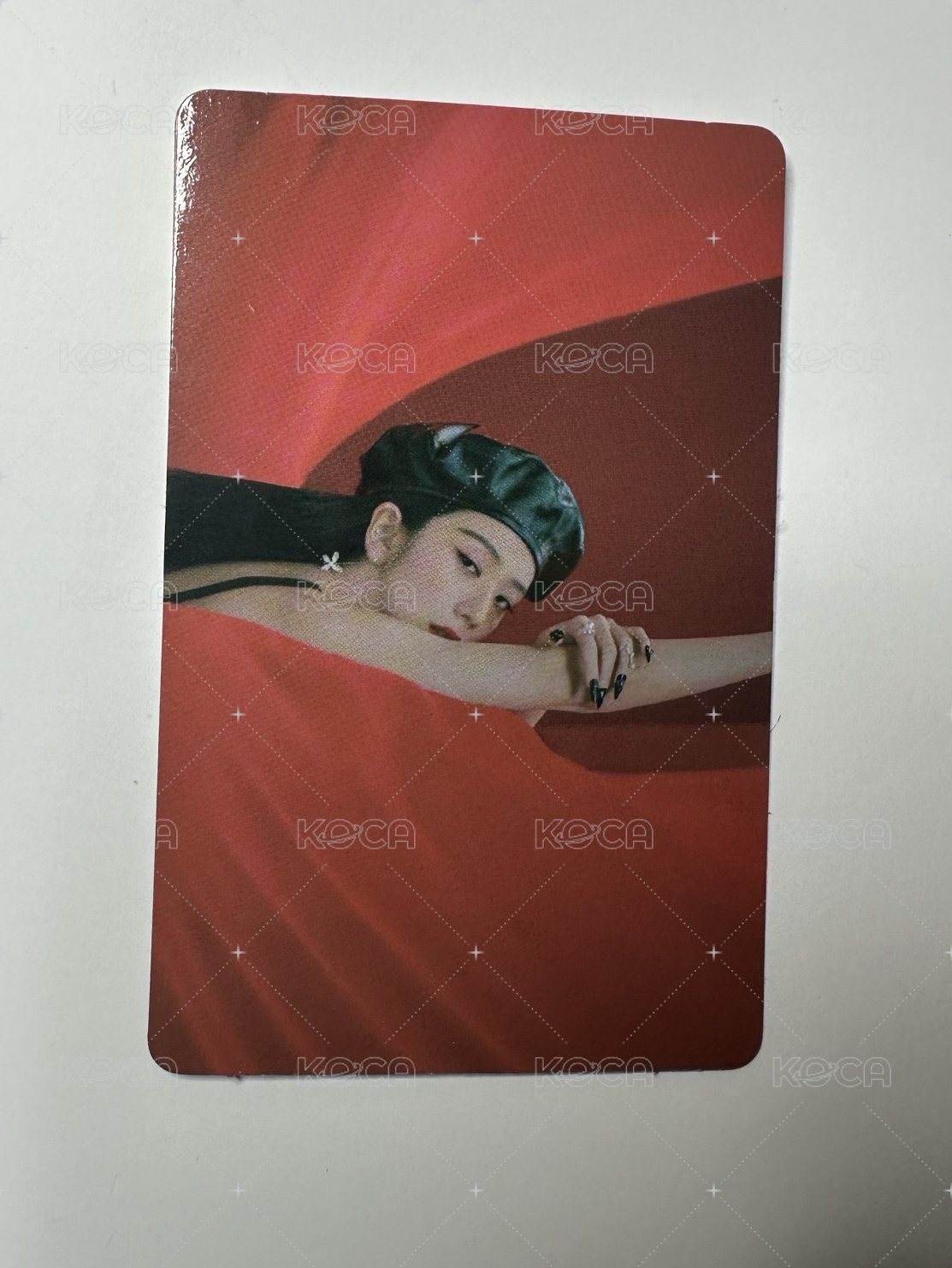 紅底秀