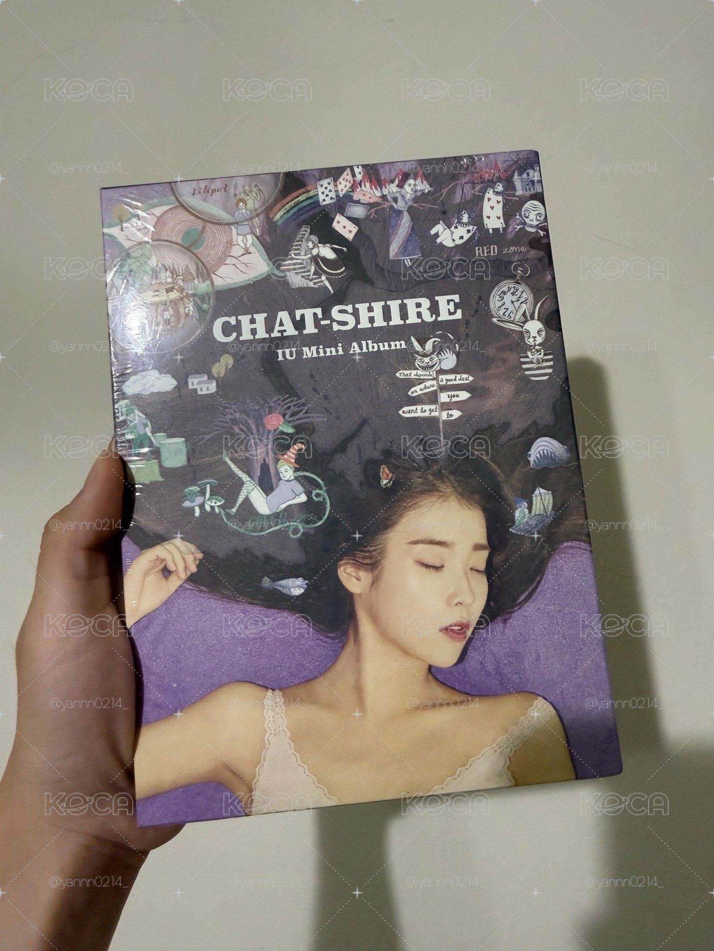 CHAT-SHIRE 迷你四輯