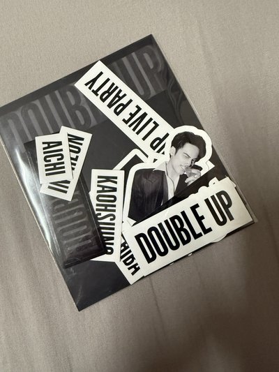 DOUBLE UP 貼紙 