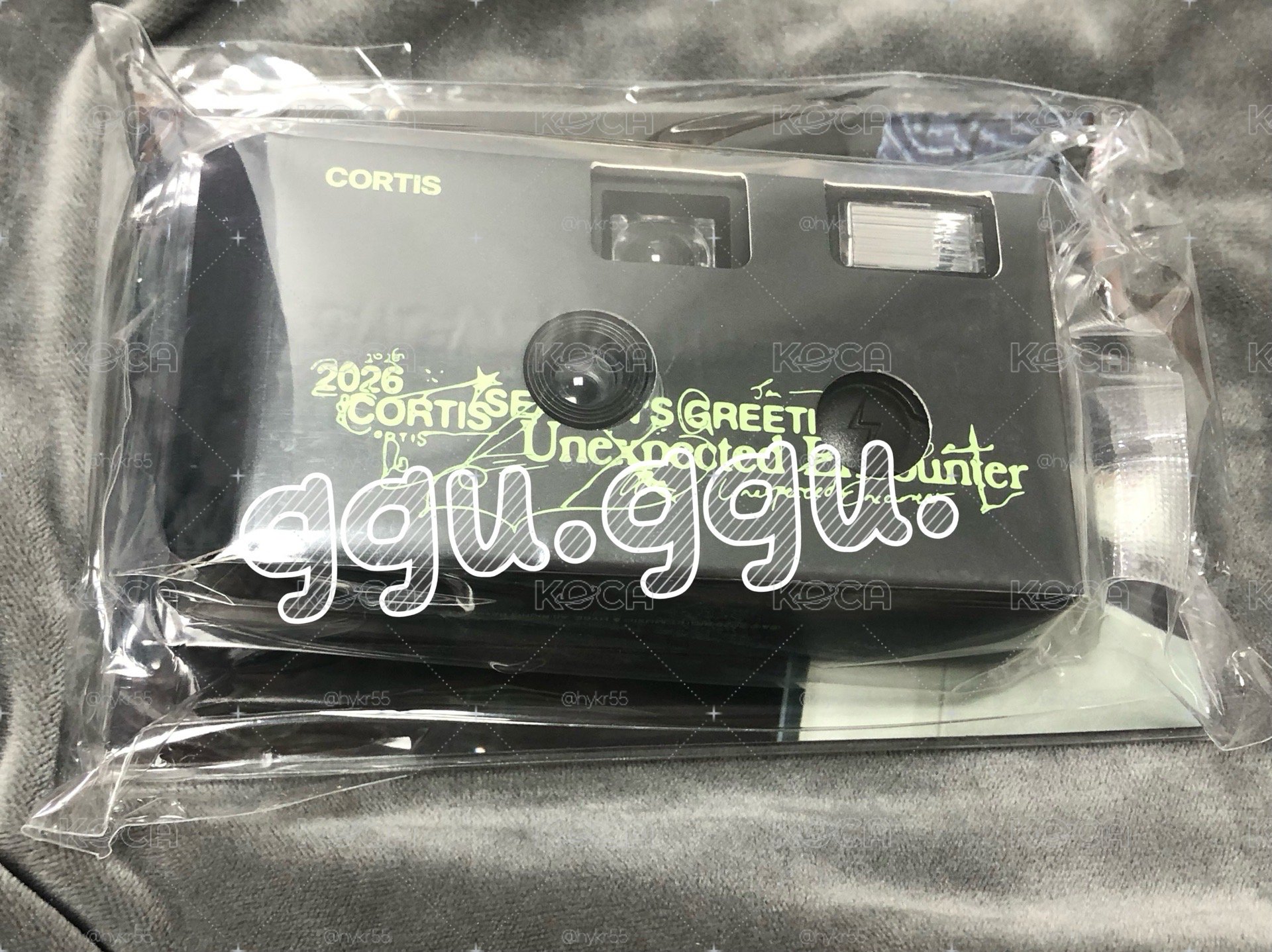 CORTIS 快閃店 底片相機