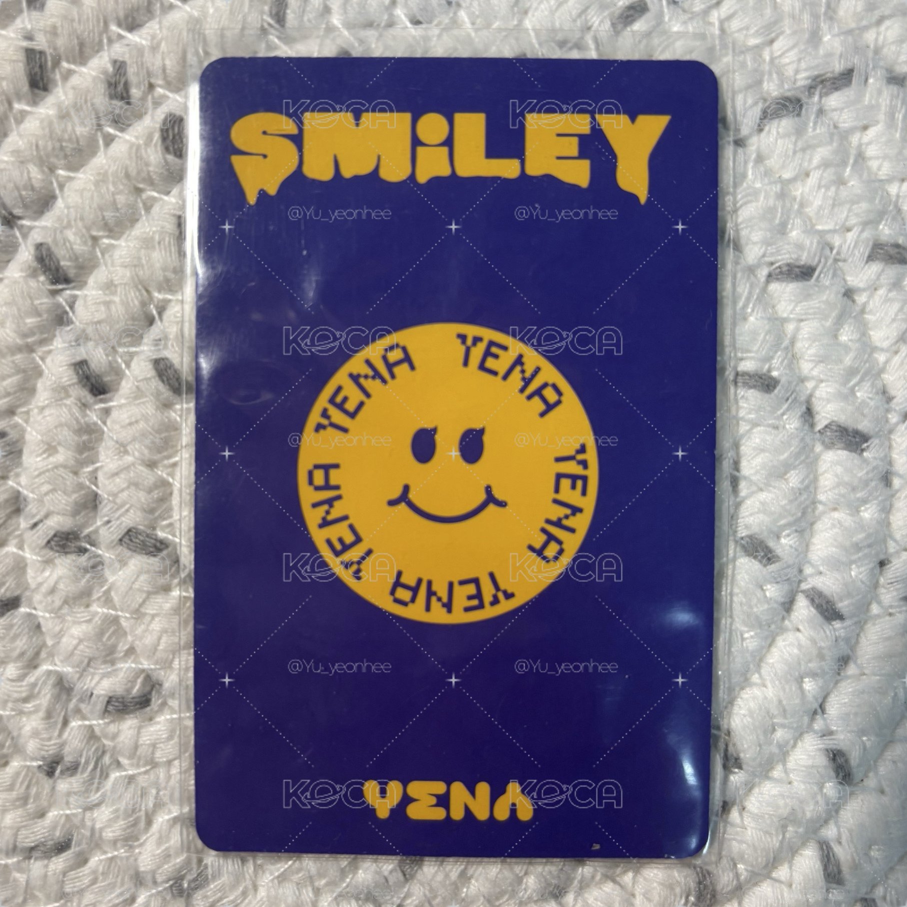 Yena 崔叡娜 SMiLEY 專輯卡 紫版閃卡