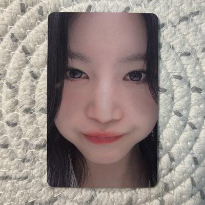 Soojin 徐穗珍 RIZZ km 台特 幸運卡 懟臉珍