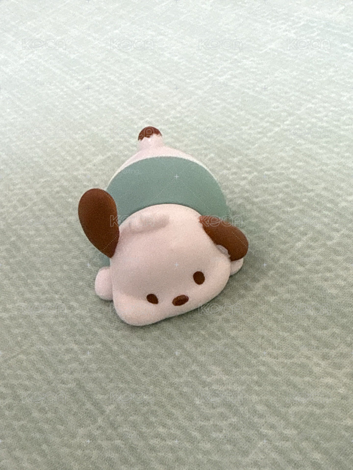 臉頰趴睡帕恰狗