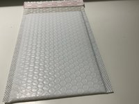 白色氣泡袋