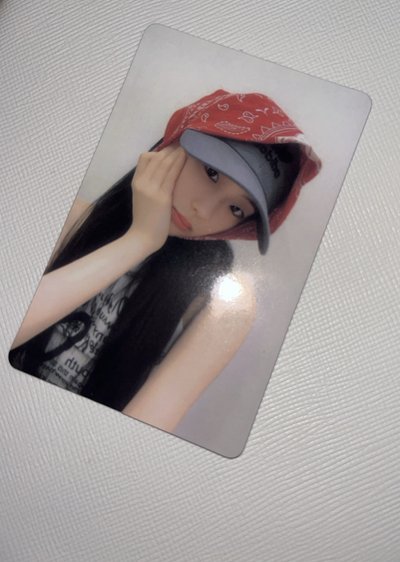 Babymonster Drip Ruka