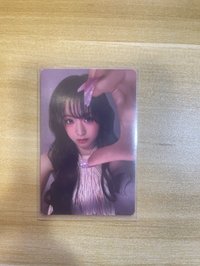 Ahyeon 自拍比心