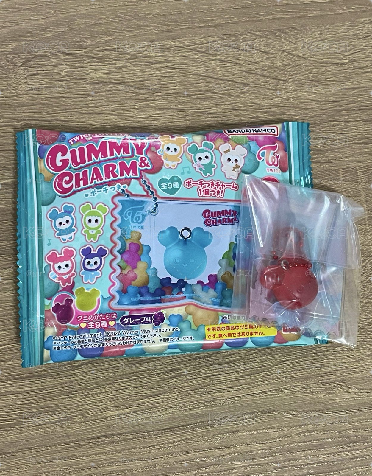 萬代食玩軟糖+彩瑛吊飾