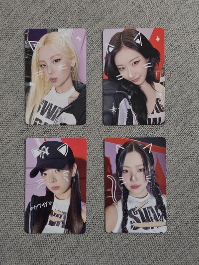 [ ITZY ] 日本場滿額卡