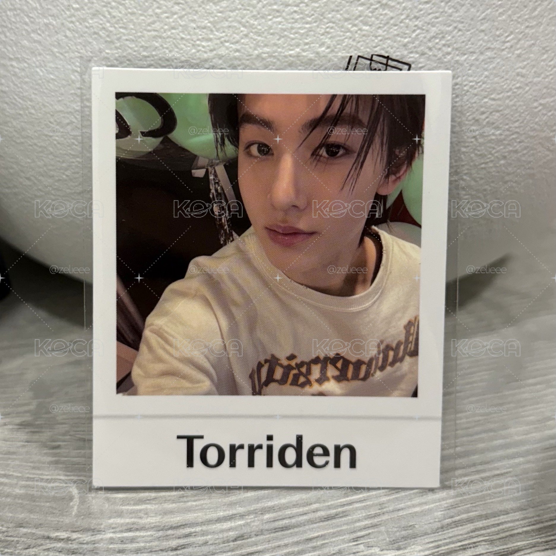 嚴成玹Seonghyeon Torriden拍立得小卡
